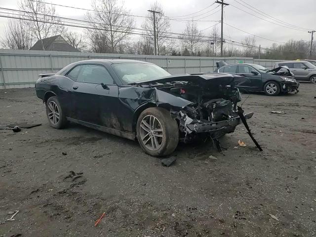 2019 Dodge Challenger - Image 11