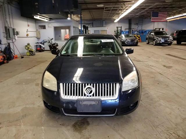 2008 Mercury Milan Premier VIN: 3MEHM08138R627418 Lot: 82061184