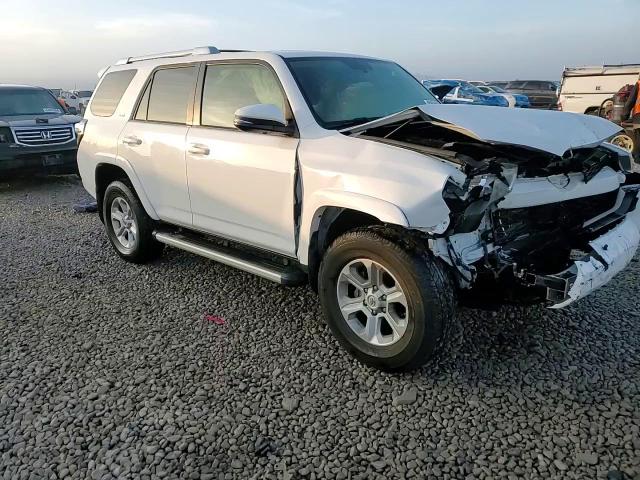 2018 Toyota 4Runner - Image 13