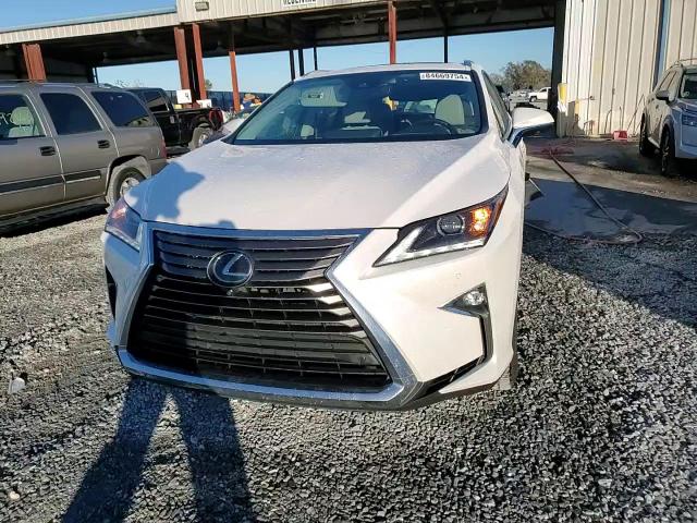 2019 Lexus RX - Image 15