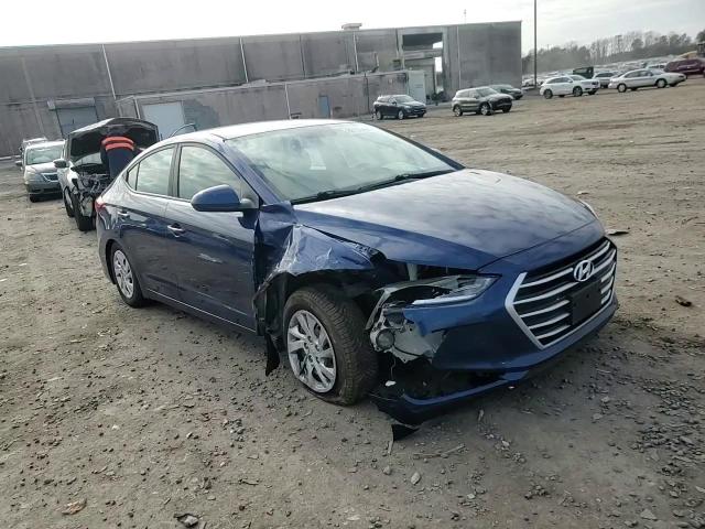 2018 Hyundai Elantra - Image 10