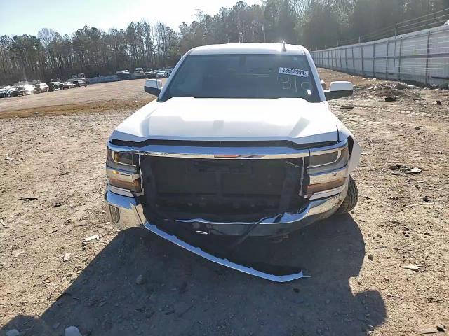 2018 Chevrolet Silverado - Image 11