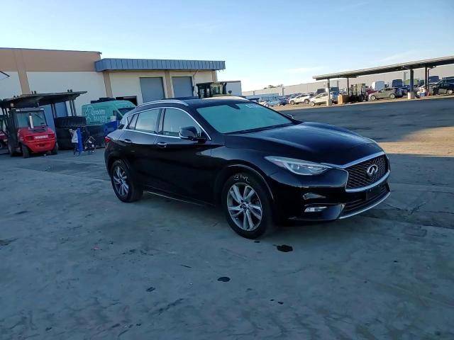 2018 Infiniti Qx30 Base VIN: SJKCH5CP0JA041801 Lot: 83887194