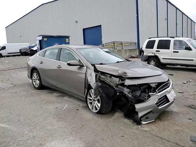 2017 Chevrolet Malibu - Image 13