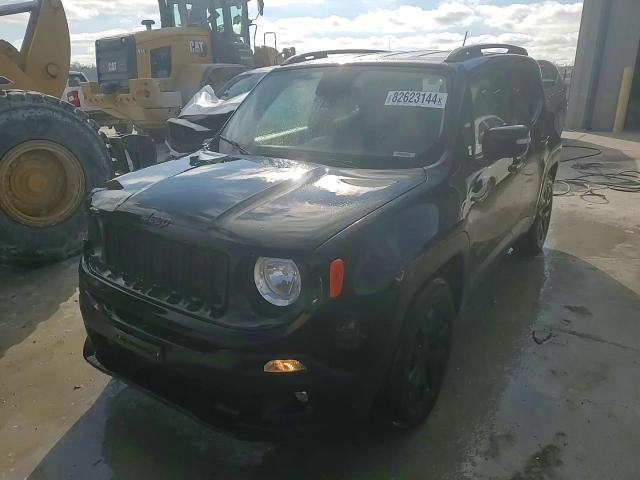 2017 Jeep Renegade - Image 14