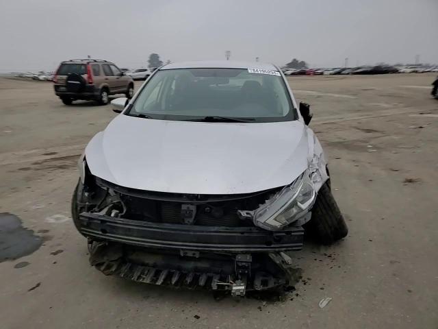 2019 Nissan Sentra - Image 10