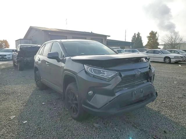 2021 Toyota RAV 4 - Image 12