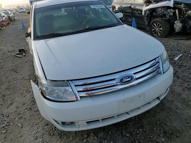 2009 Ford Taurus - Image 11