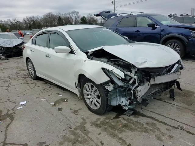 2018 Nissan Altima - Image 10