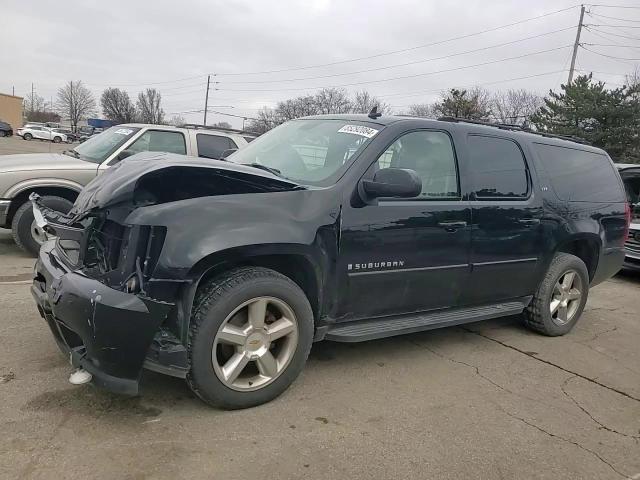 2007 Chevrolet Suburban - Image 11