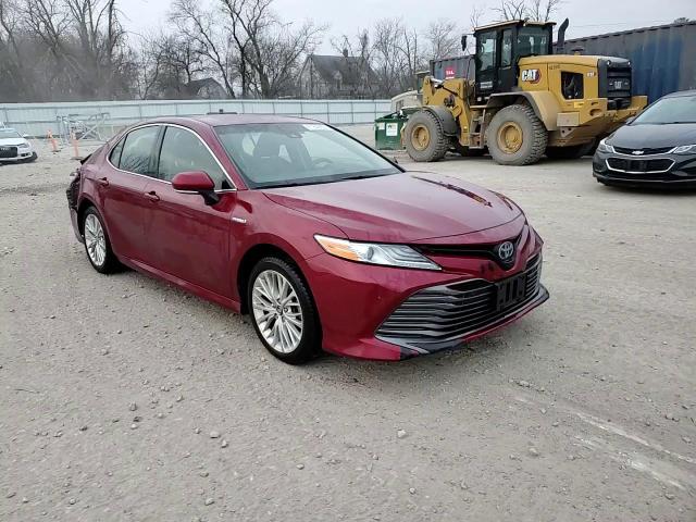 2018 Toyota Camry - Image 13