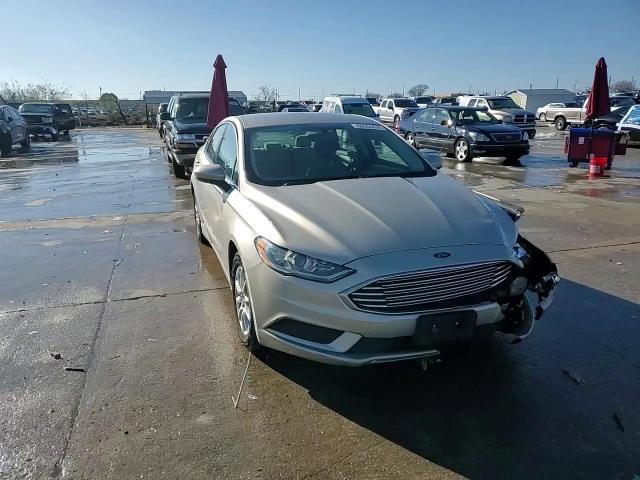 2017 Ford Fusion - Image 13