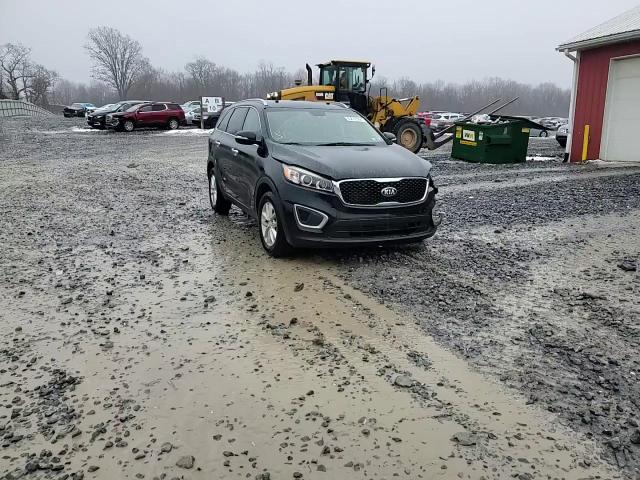 2016 Kia Sorento - Image 15