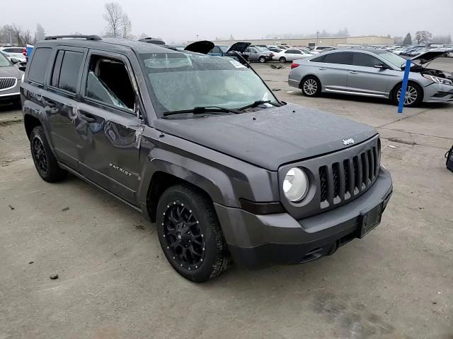 2017 Jeep Liberty (Patriot) - Image 10