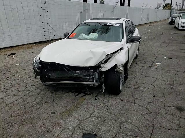 2018 Infiniti Q50 - Image 10