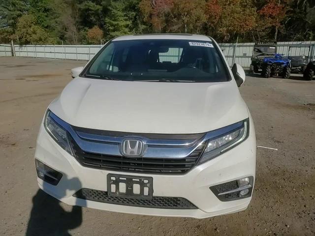 2018 Honda Odyssey - Image 12