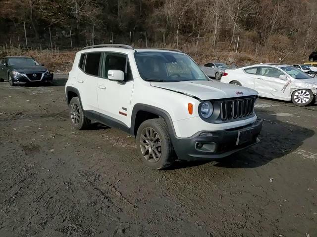2016 Jeep Renegade - Image 14