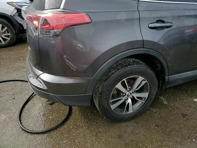 2018 Toyota RAV 4 - Image 14
