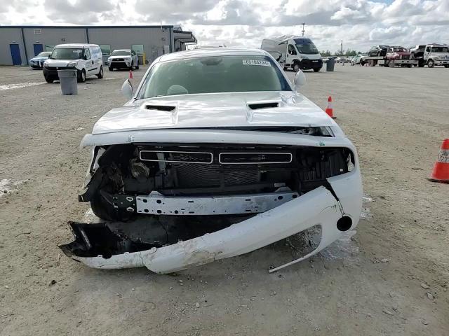 2019 Dodge Challenger - Image 11