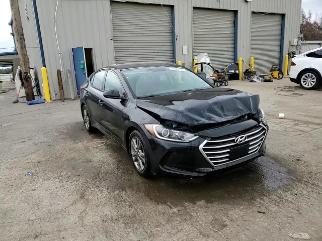 2018 Hyundai Elantra - Image 13