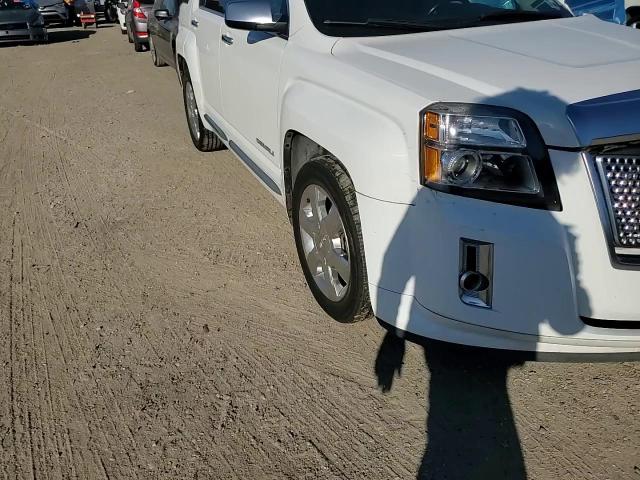 2013 GMC Terrain - Image 12