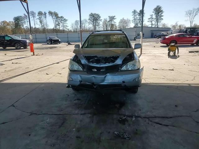 2004 Lexus RX - Image 12