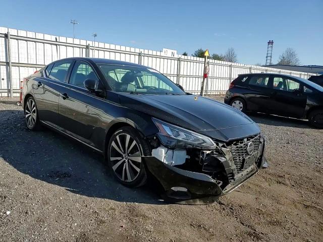 2019 Nissan Altima - Image 11