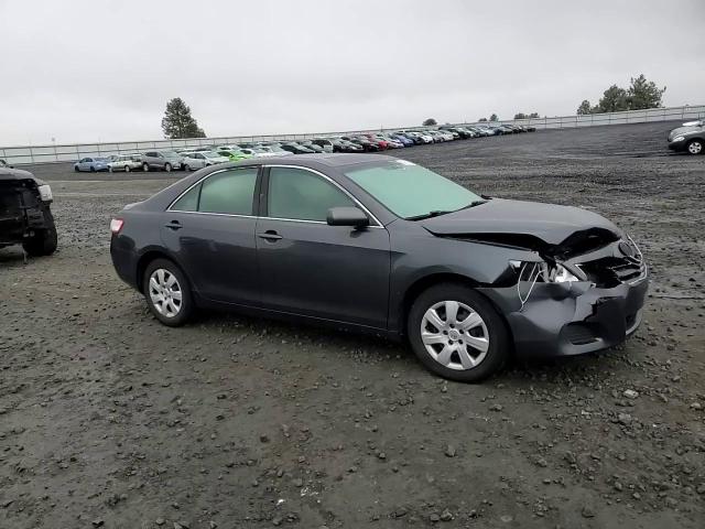 2010 Toyota Camry - Image 11