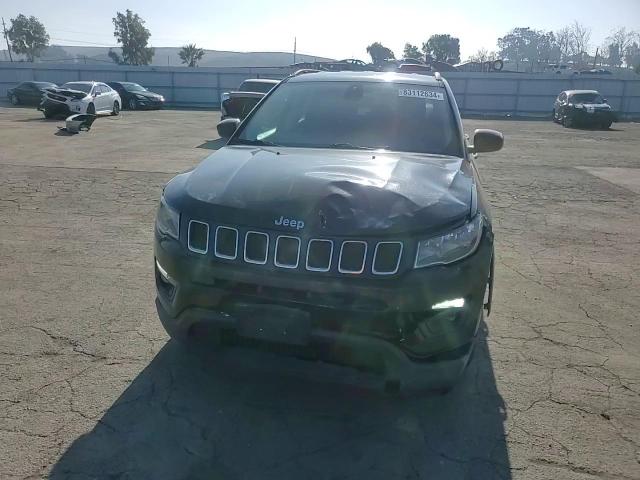 2017 Jeep Compass - Image 12