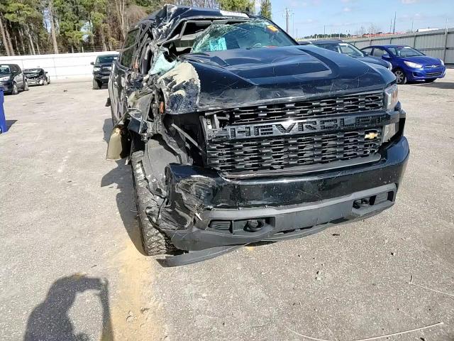 2020 Chevrolet Silverado - Image 11