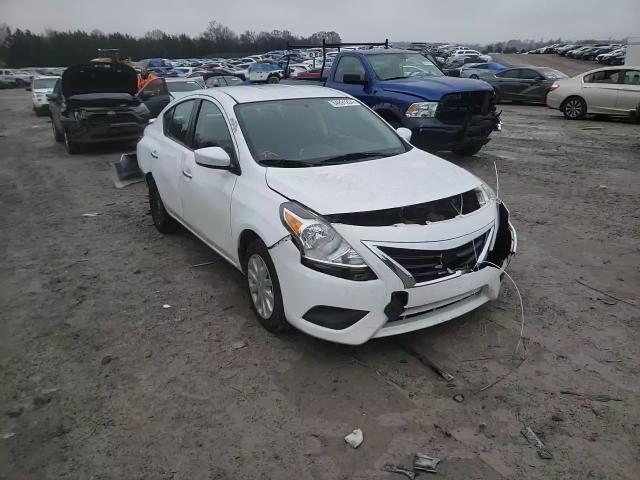 2018 Nissan Versa - Image 11