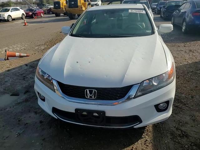 2015 Honda Accord - Image 11