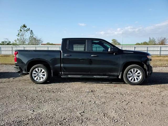 2020 Chevrolet Silverado - Image 11