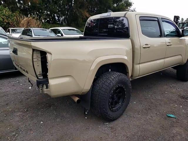 2017 Toyota Tacoma - Image 10