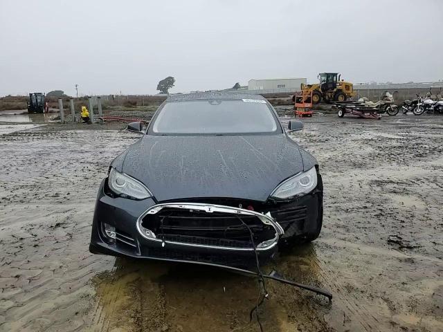 2015 Tesla Model S 85D VIN: 5YJSA1H25FFP71050 Lot: 85100624