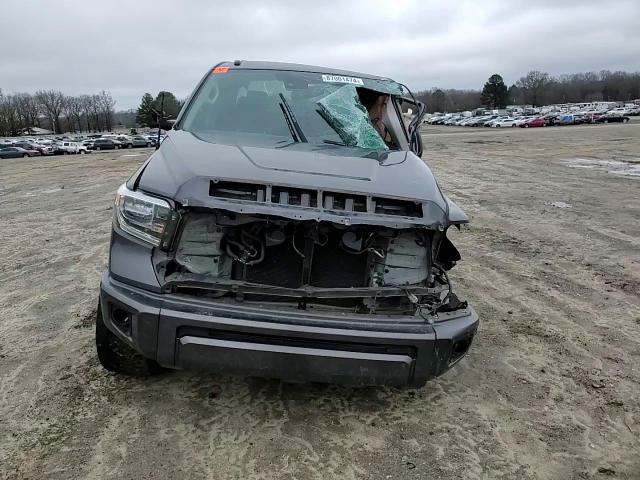 2018 Toyota Tundra - Image 10