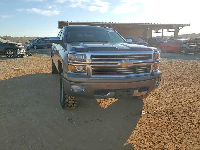 2014 Chevrolet Silverado - Image 13