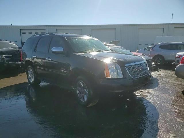 2012 GMC Yukon - Image 14