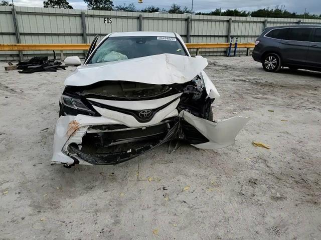 2018 Toyota Camry - Image 11