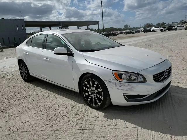 2018 Volvo S60 - Image 11