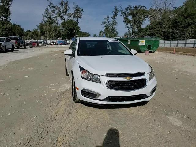 2016 Chevrolet Cruze - Image 13