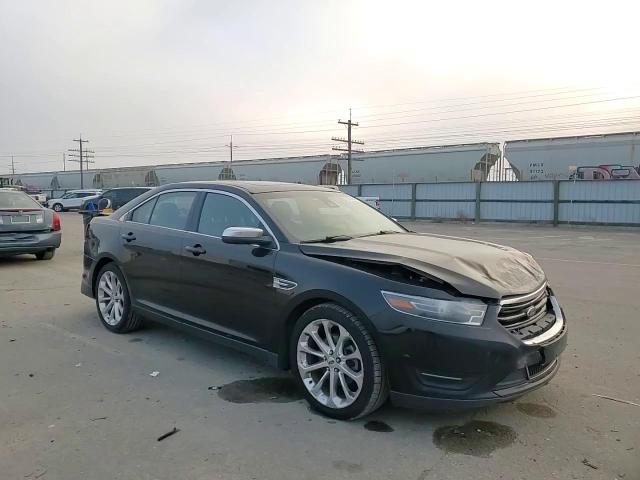 2016 Ford Taurus - Image 11