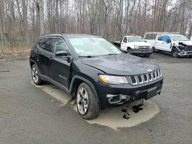 2019 Jeep Compass - Image 12