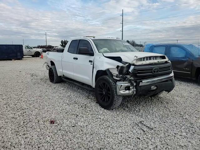 2014 Toyota Tundra - Image 11