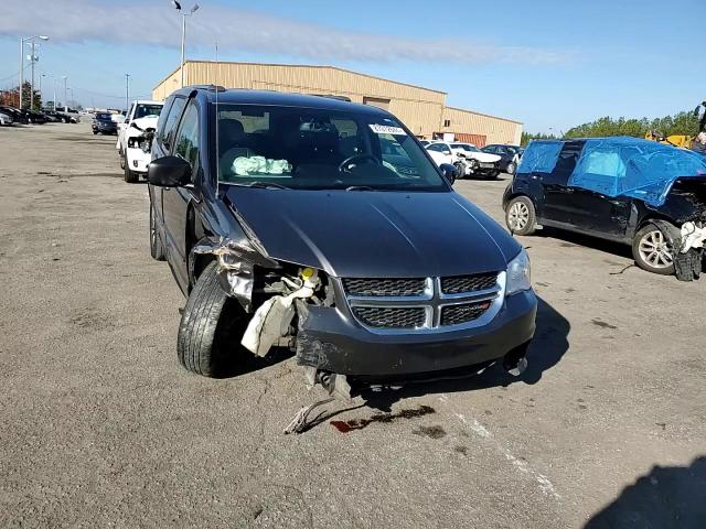 2016 Dodge Caravan - Image 11