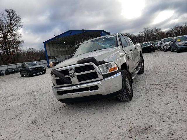 2010 Dodge RAM - Image 11