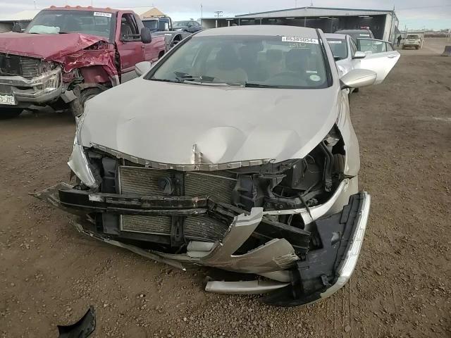 2011 Hyundai Sonata - Image 11