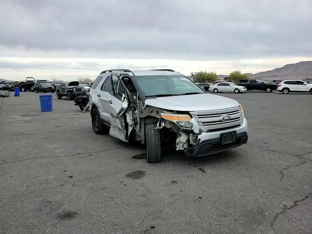 2011 Ford Explorer - Image 12