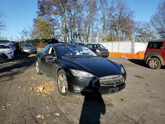 2014 Tesla Model S VIN: 5YJSA1H1XEFP44965 Lot: 83363964