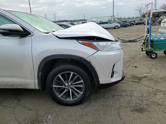 2018 Toyota Highlander - Image 10